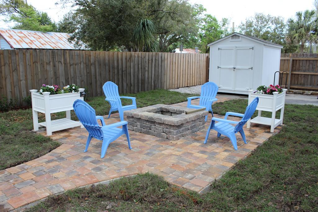 The Shed Villa Sanford Exterior photo